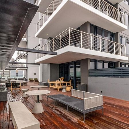 16 On Bree - Luxury One Bedroom Apartment In Кейптаун Екстериор снимка